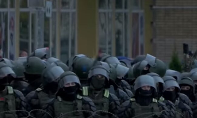 Правоохранители. Фото: скриншот Youtube-видео