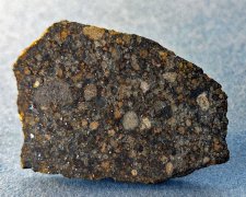 В Индии на рисовое поле упал метеорит весом 15 кг