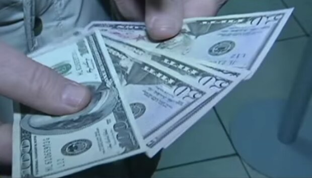 Курс валют на 11 декабря. Фото: скриншот YouTube-видео