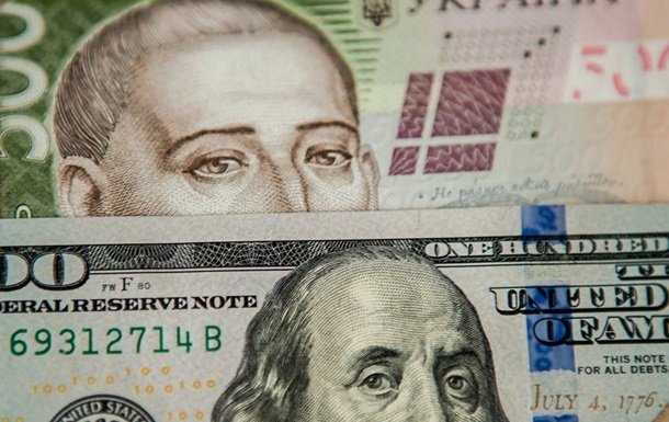 Доллар значительно вырос после резкого обвала: Курс валют на 5 августа