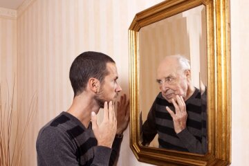 Як чоловікам доглядати обличчя. Фото: YouTube