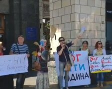 В Киеве проходит очередная акция протеста. Фото: скрин youtube