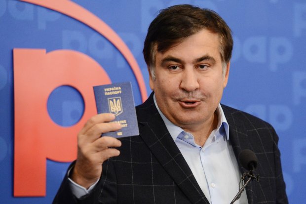 Возвращение Саакашвили: Михо уже «задалбывает» Зеленского