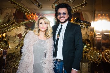 Лобода теперь снимается с Киркоровым. Галустян составил им компанию