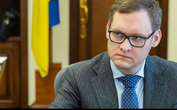 Замглавы ОП Андрей Смирнов должен сесть в тюрьму вместе с Чаусом за помощь в осуществлении его побега из Украины