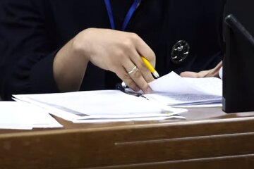 Суддя. Фото: скріншот YouTube-відео