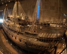 На дне моря нашли загадочный древнейший корабль