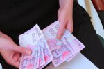 Украинцам рассказали, сколько стоит год стажа и как сэкономить на покупке до 5 тысяч долларов