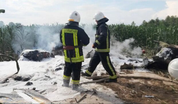 На Киевщине упал и загорелся самолет. Фото: скриншот фото ГСЧС