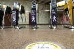 Пасажири в київському метро