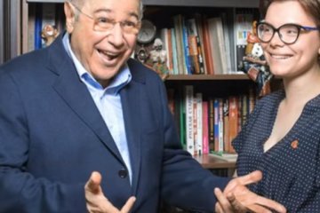 Молодую жену Евгения Петросяна раскритиковали за наряды. Фото: скриншот YouTube