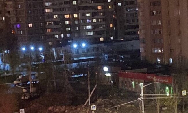 Воронка від падіння авіабомби в білгороді. Фото: скриншот Telegram