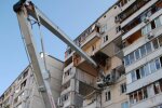 Взрыв дома на Позняках: на месте заметили спасателей, что происходит