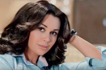 Анастасия Заворотнюк. Фото: скриншот YouTube