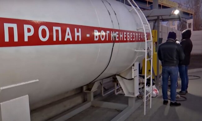 АЗС. Фото: скриншот Youtube-видео