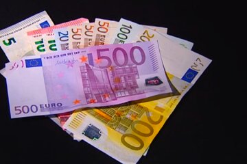 Евро валюта. Фото: YouTube