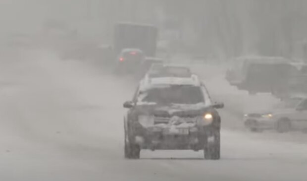Снег в Украине. Фото: скриншот YouTube-видео