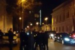 Владимир Зеленский прибыл на заседание парламентского монобольшинства. Фото: скриншот YouTube