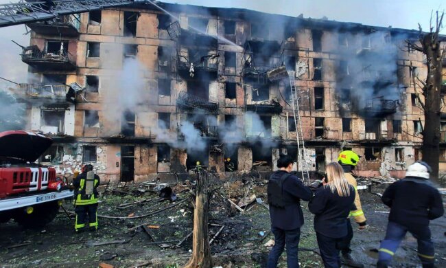 Атака рф по Краматорську. Фото: ДСНС України