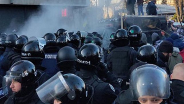 Ситуация под Радой накалилась до предела, фото: Факты