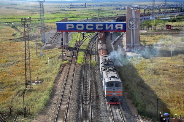 Поезд, граница России. Фото: википедия