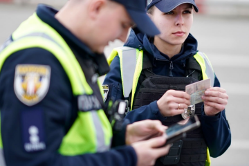Водіїв почали карати за паркування у дворах – озвучено суму штрафів. Фото: Telegram