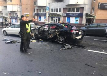 Грошова компенсація за знищені авто, українці, виплати. Фото: Telegram