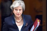 62 года — это не помеха для глубокого декольте: Тереза Мэй пришла к Трампу в интересном наряде