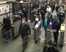 Все зависит от ситуации: в киевском метро рассказали, когда будут закрывать двери и на каких станциях