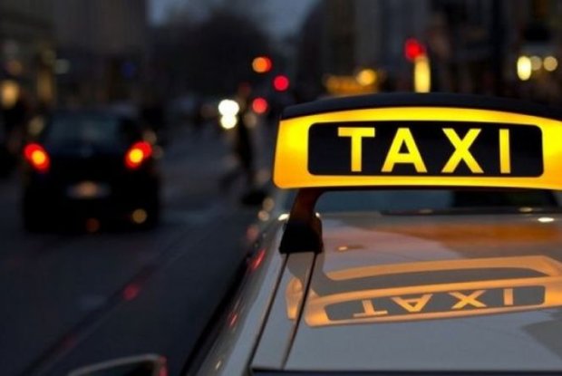 Такси. Фото: Погляд