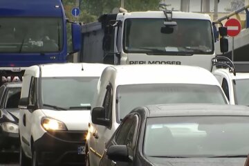 Затор.  Фото: скріншот YouTube-відео