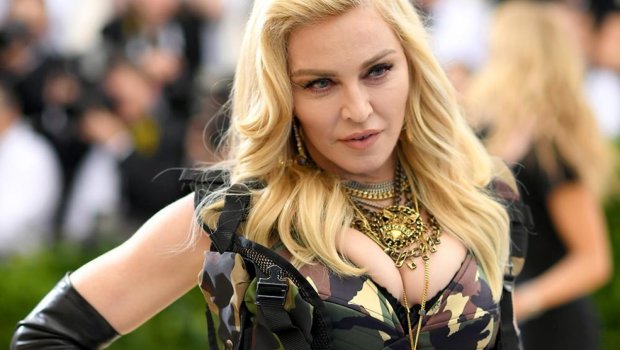 «Как девочка»: Мадонна снялась в фотосессии для Vogue, объявив этим о своем возвращении на сцену