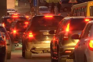 В Украине хотят увеличить штрафы за неправильную парковку. Фото: YouTube