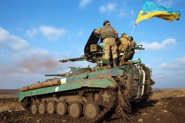 ВСУ оставляют позиции на Донбассе, дело идет к миру. Подробности