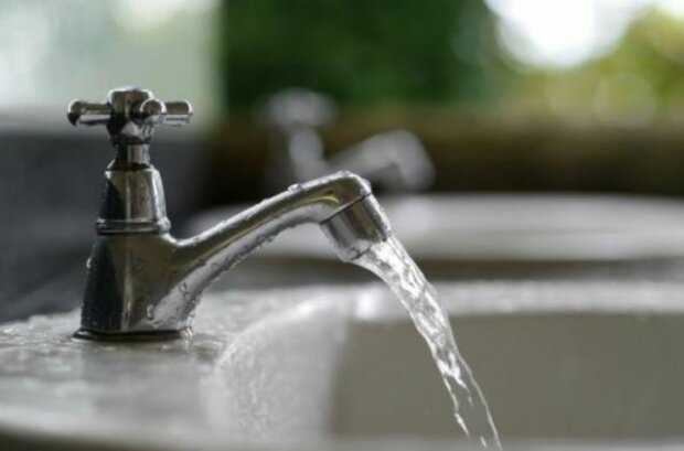 На Днепропетровщине вернут людям воду, известны условия: отключили в четырех городах