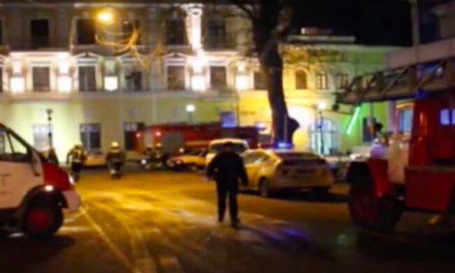 Пожар в Одессе. Фото: скриншот YouTube