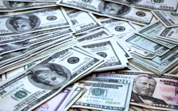 Доллары США. Фото: скриншот YouTube
