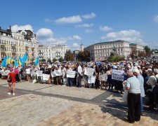 Верующие Киевского патриархата провели митинг в поддержку Филарета