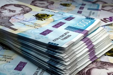 Гранты для украинцев, деньги. Фото: Telegram