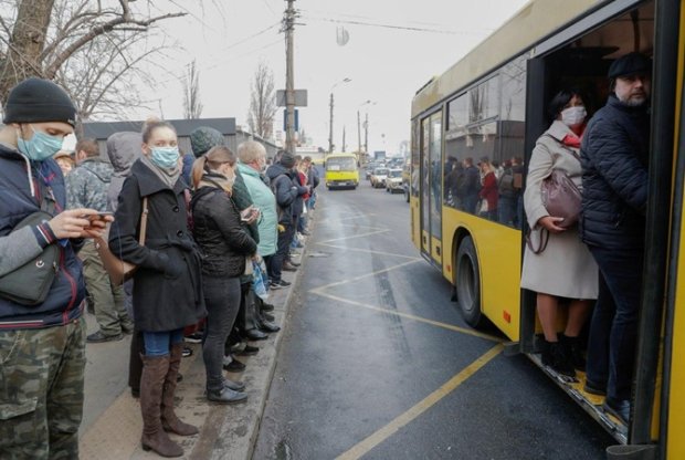 Уже завтра: в Киеве запускают дополнительные маршруты наземного транспорта. Кого пустят