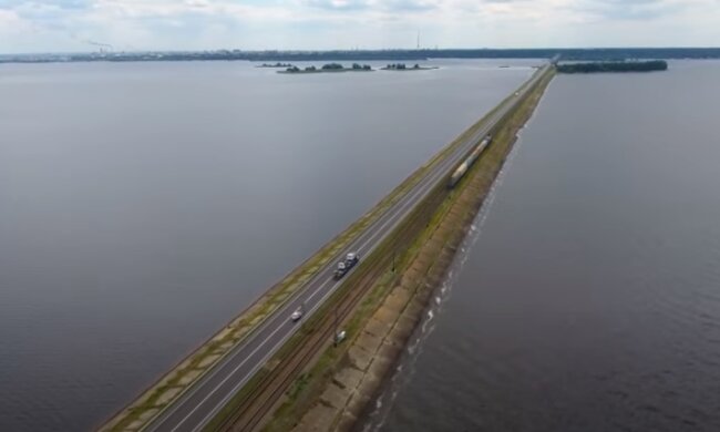 Дамба: Скриншот YouTube