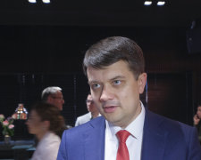 В партии "Слуга народа" рассказали о возможности создания коалиции с Порошенко и Бойко