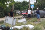 Трагедия под Херсоном: такси влетело в остановку с людьми. Погибла семья