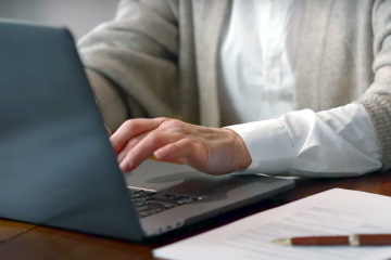 ФОПів попередили про нові витрати. Фото: YouTube