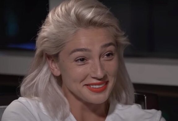 Настя Ивлеева. Фото: YouTube.