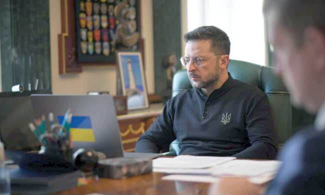 Зеленский срочно обратился к украинцам поздно вечером. Фото: Telegram-аккаунт президента Украины