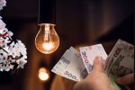 Тарифы на свет, электроэнергия, удорожание. Фото: Telegram
