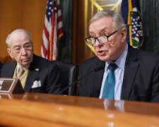 Сенатори США вимагають розблокувати 600 млн доларів для України та Балтії