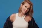 «Ух ты, красавчик»: похоже, у мужа Ксении Собчак появился конкурент. Даже букеты дарит