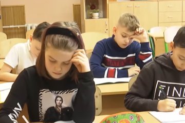 Весенние каникулы перенесут. Фото: скриншот YouTube